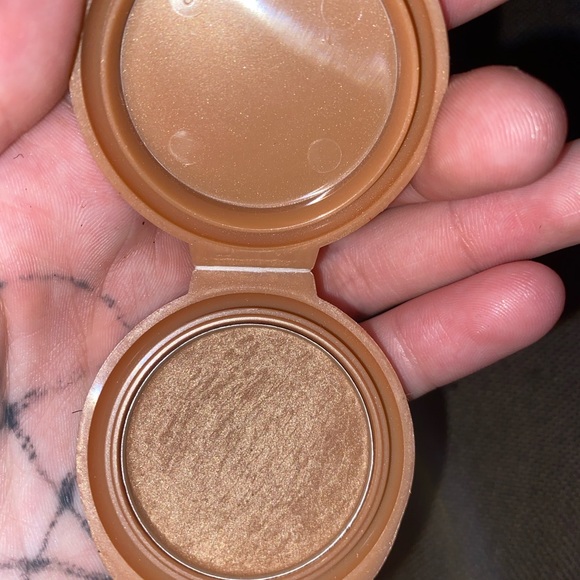 Contours - Picture 4 of 4